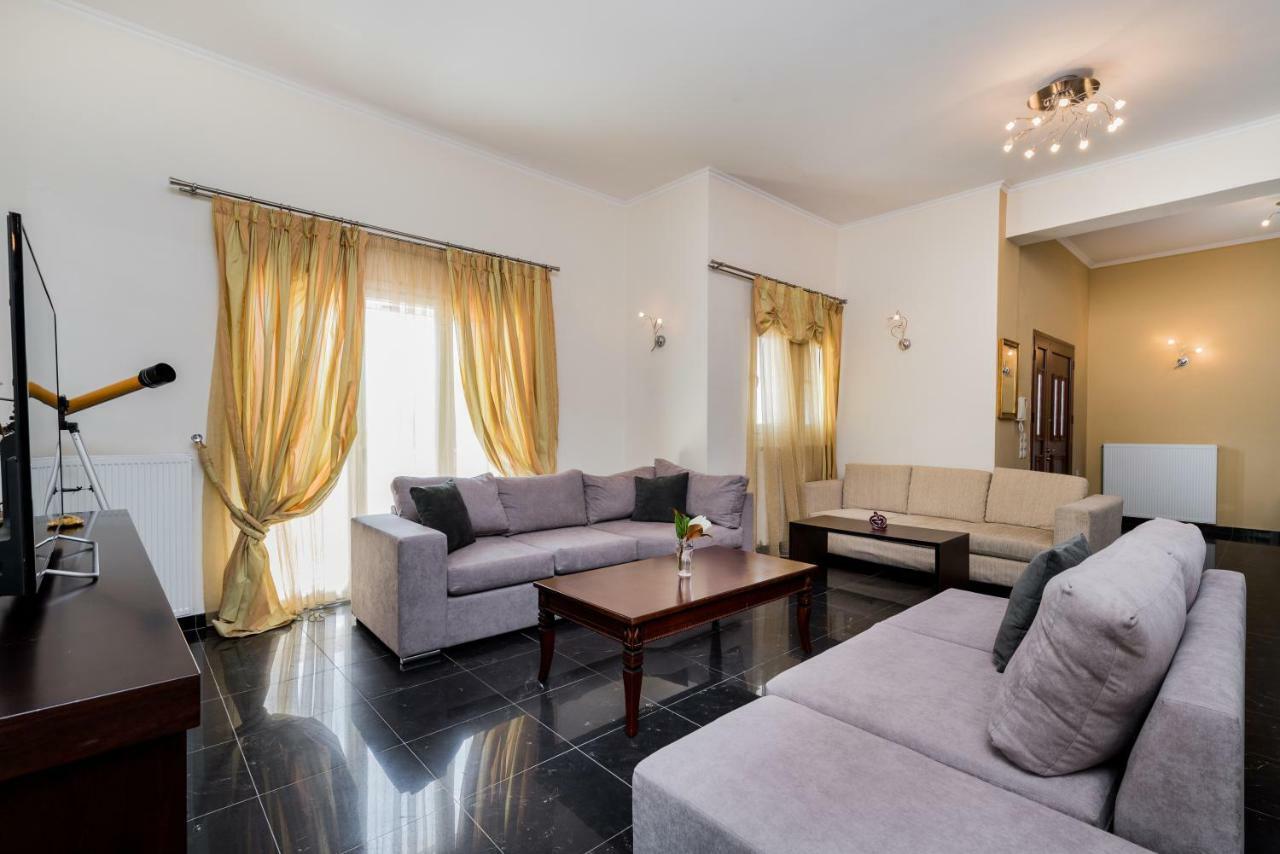 Leone Luxury Villas Kalamákion Exterior foto